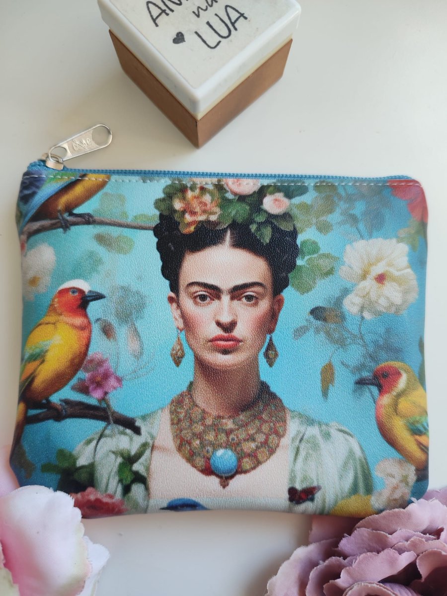 Tela Porta-Moedas em Napa para costurar – Coleção Frida Kahlo